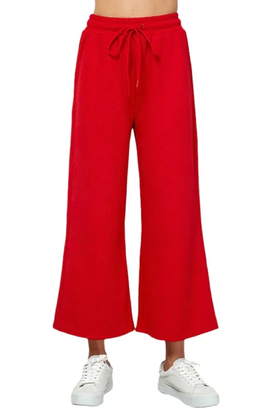 wrinkle-resistant pants for women -Hamptons Textured Cropped Wide Pants