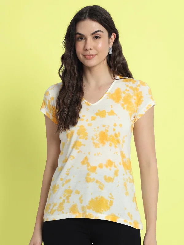 casual women's tops -Women Yellow Tie and Dyed V-Neck T-shirt